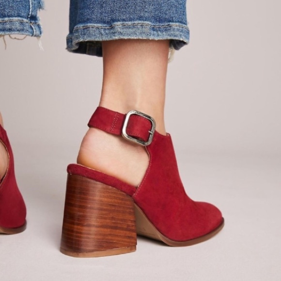 Geewawa Horky red suede heeled ankle boot, in box - Picture 2 of 5